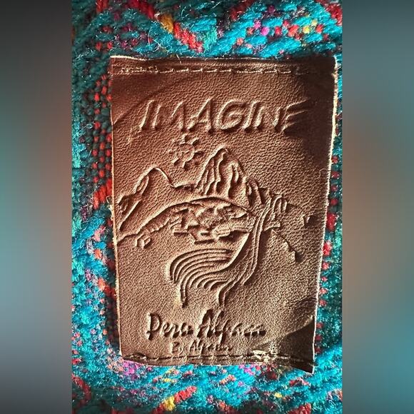 Imagine Peru Alpaca Beautiful Turquoise & Pink Home Decor or wear as a shawl - Picture 4 of 4